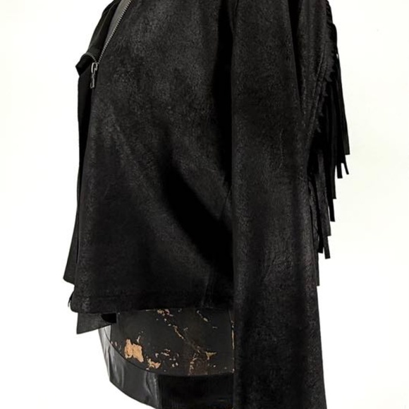 Shyanne Western Fringe Top - Picture 8 of 12